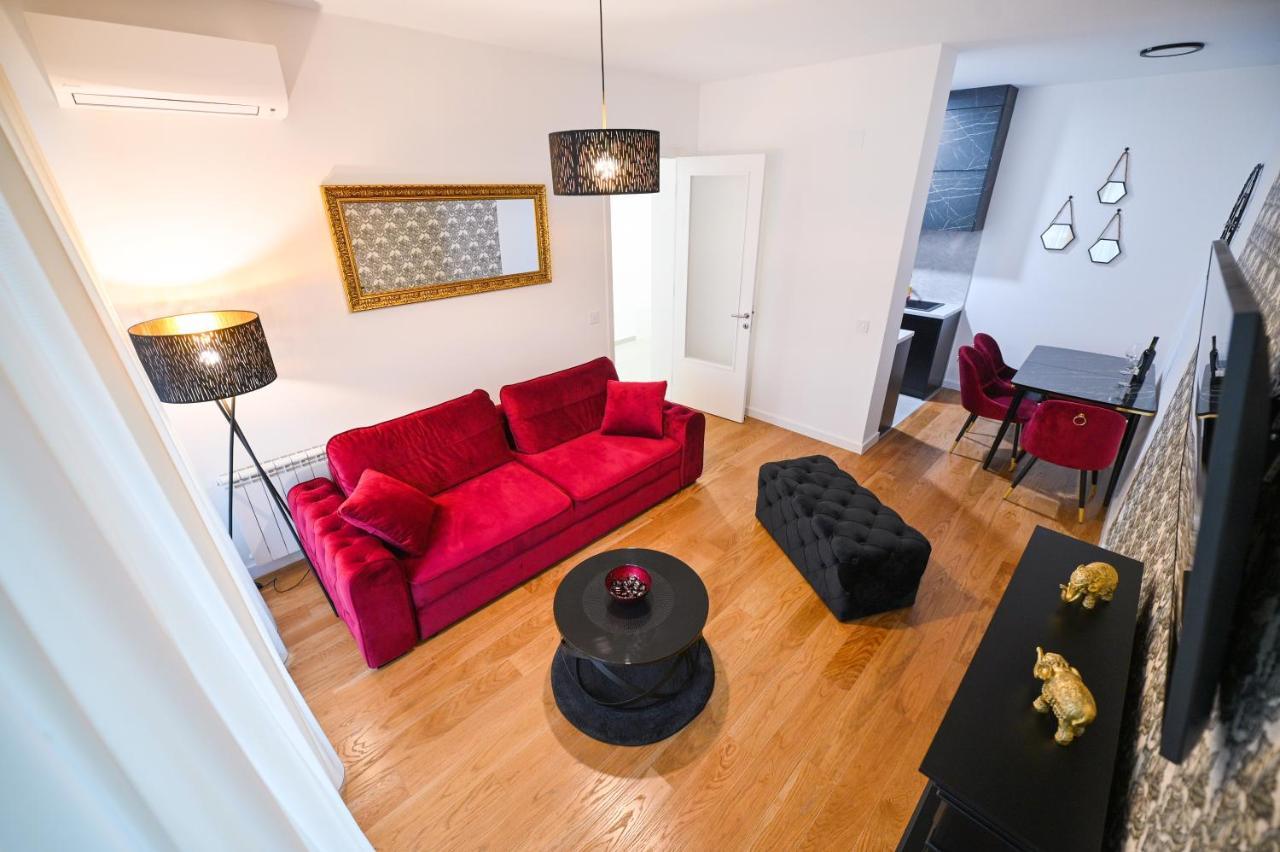 Apartman City Charm Banyaluka Dış mekan fotoğraf