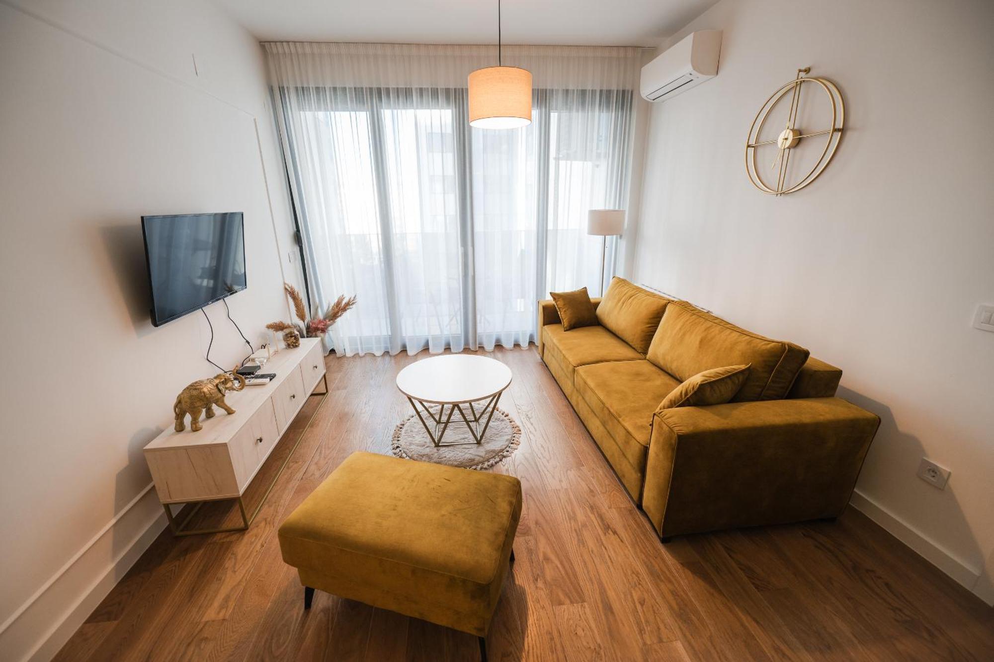 Apartman City Charm Banyaluka Dış mekan fotoğraf
