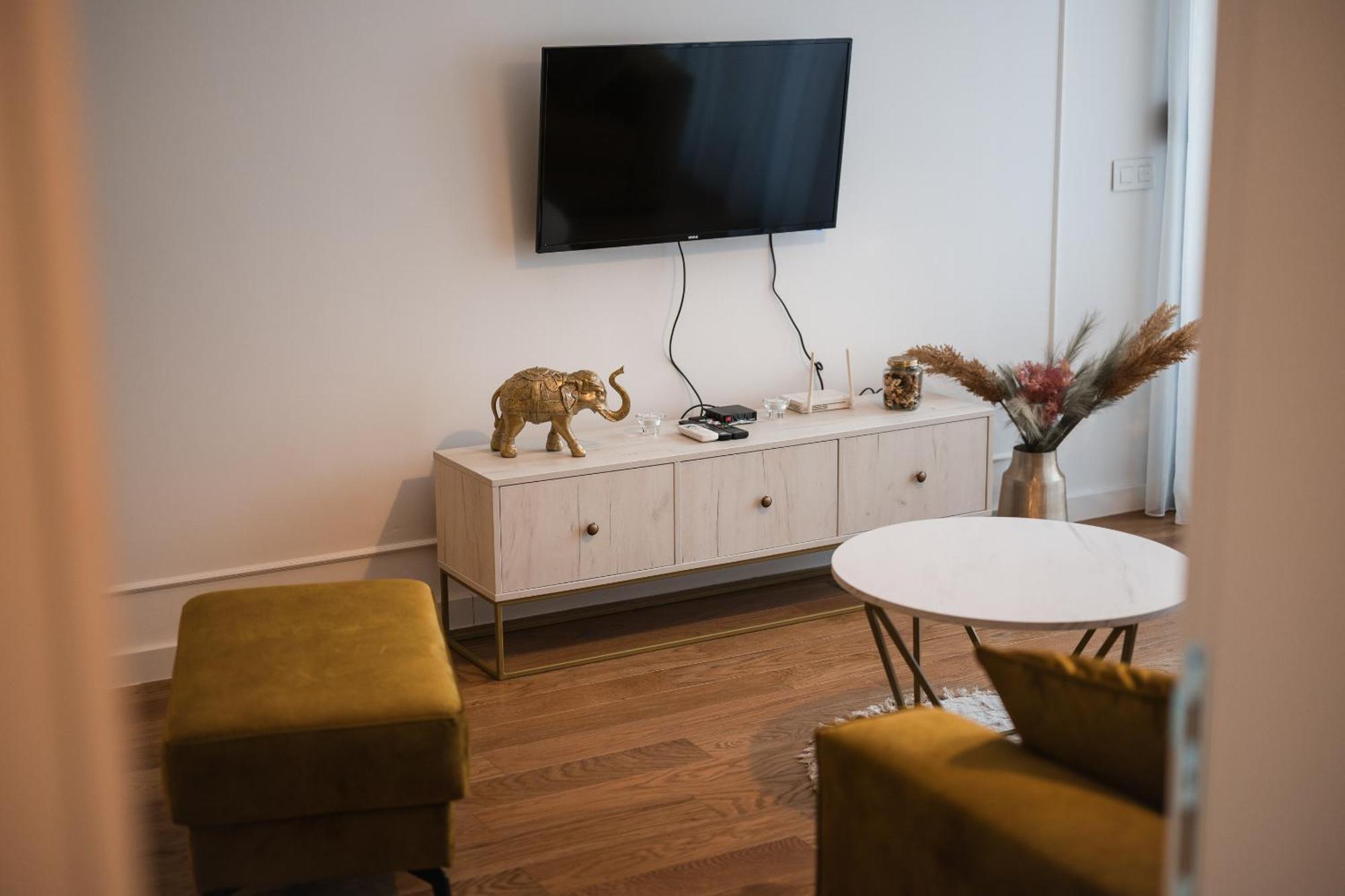 Apartman City Charm Banyaluka Dış mekan fotoğraf